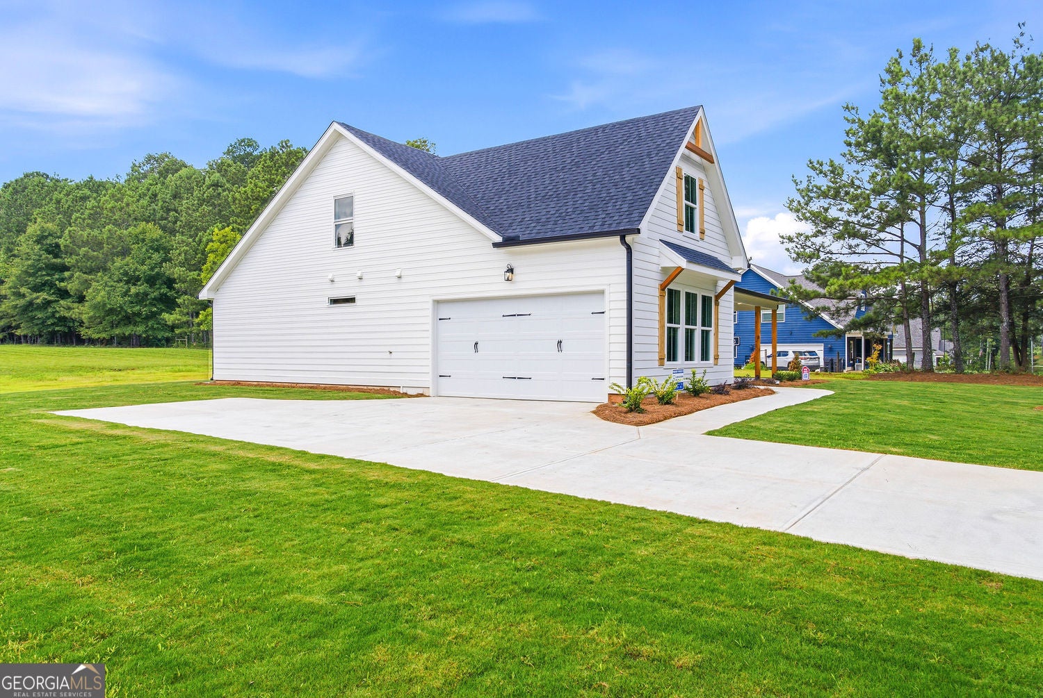 132 Loyd RD