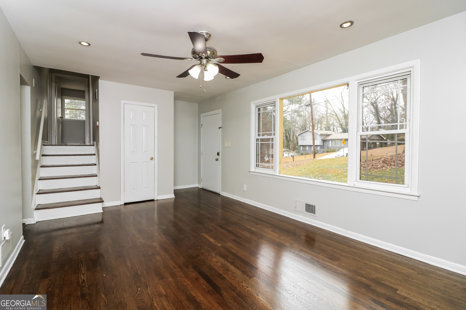 2483 Crestdale CIR SE