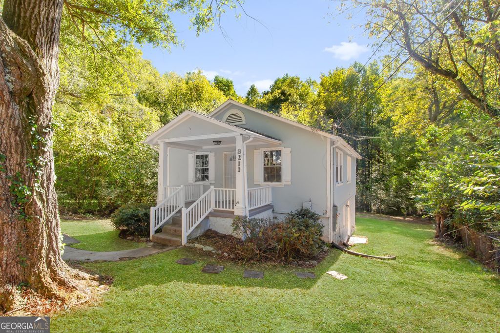 Photo of 8211 Thompson St, Douglasville, GA 30134 (MLS # 10654344)