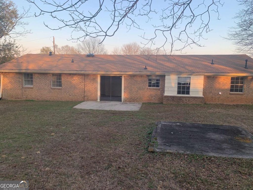 Photo of 1621 Wesley Way NW, Conyers, GA 30012 (MLS # 10691792)