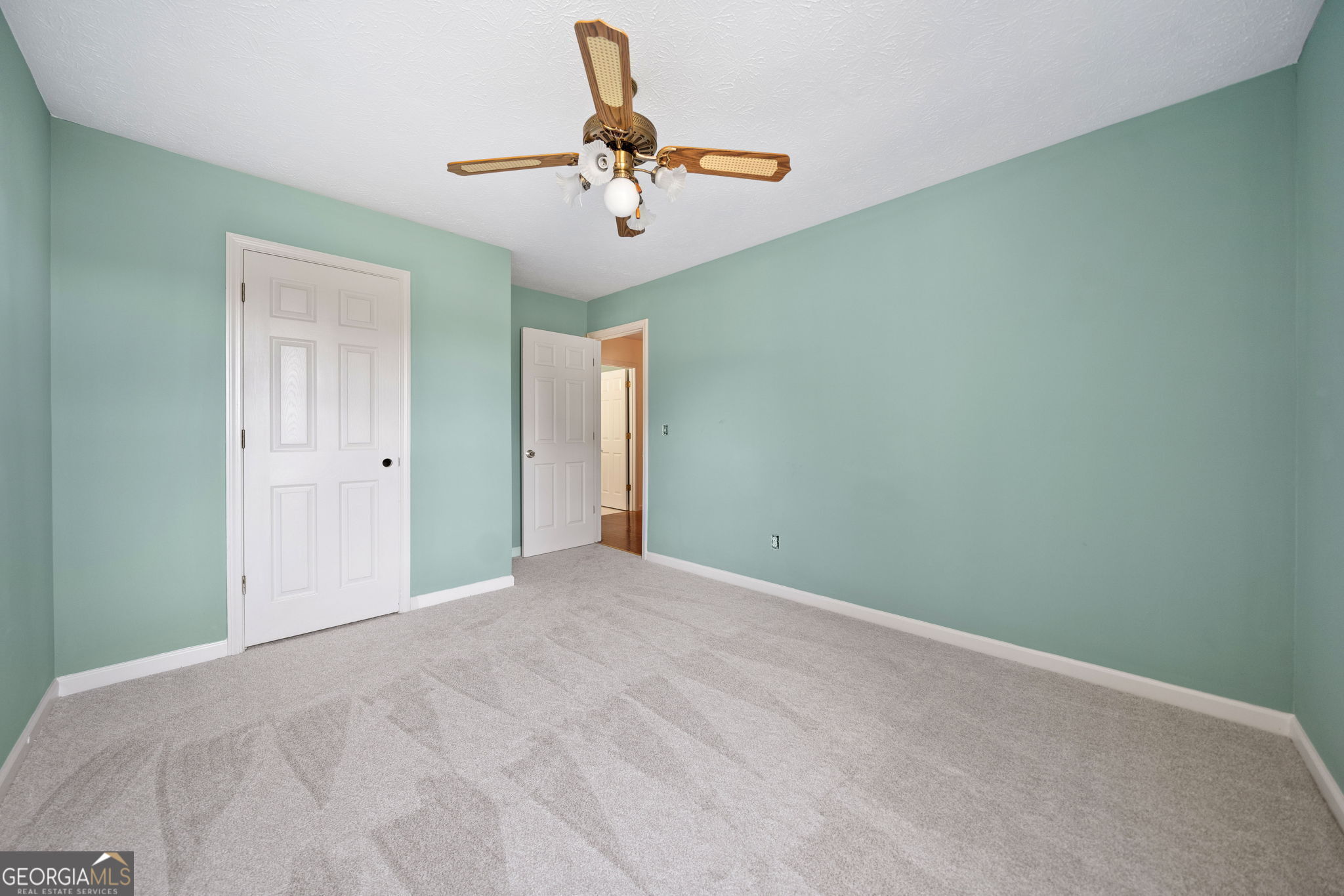 Halstead Lakes - Residential