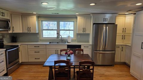 5140 Phoenix ST Cumming GA 30041