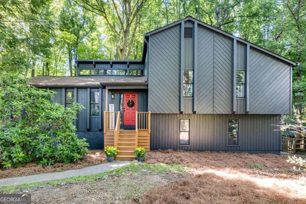Photo of 3292 Holly Mill Court, Marietta, GA 30062 (MLS # 10780371)