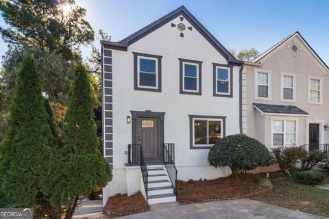 Photo of 1673 Barrington Ovrlk, Marietta, GA 30066 (MLS # 10626908)