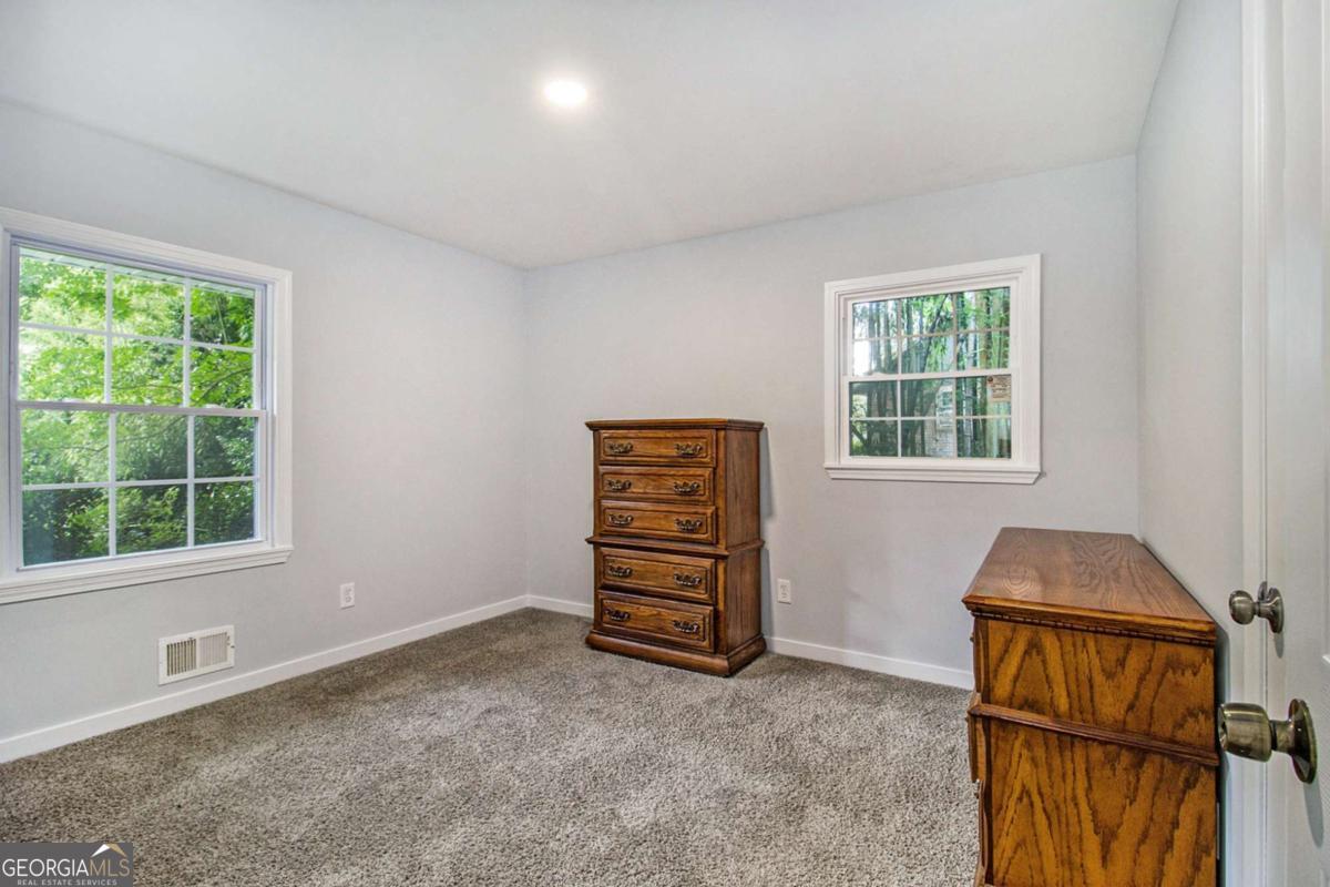 Hollydale - Residential