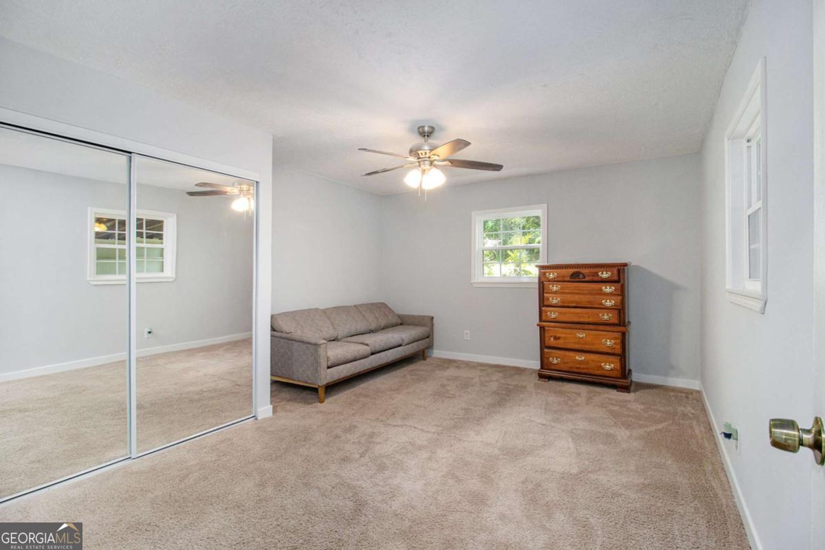 Hollydale - Residential