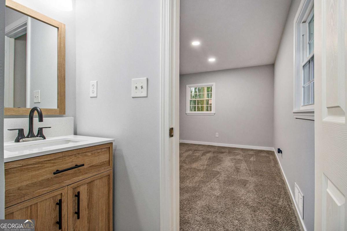 Hollydale - Residential