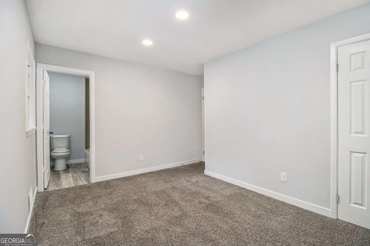 Hollydale - Residential