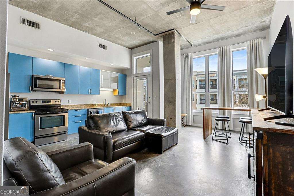 Photo of 245 N Highland Avenue NE #408, Atlanta, GA 30307 (MLS # 10656997)