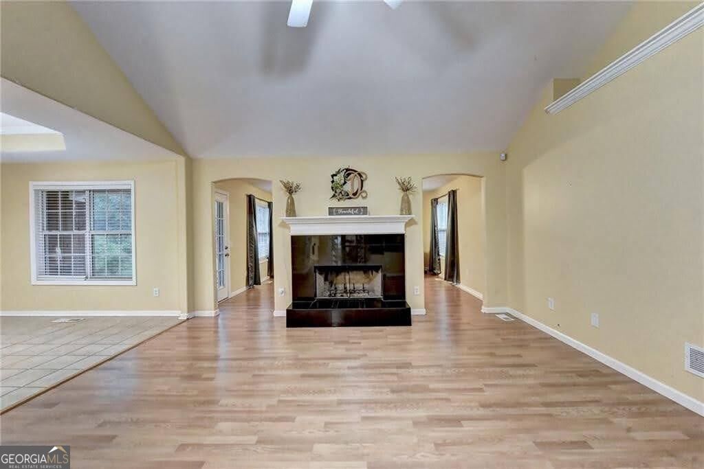 44 Still Water LN
