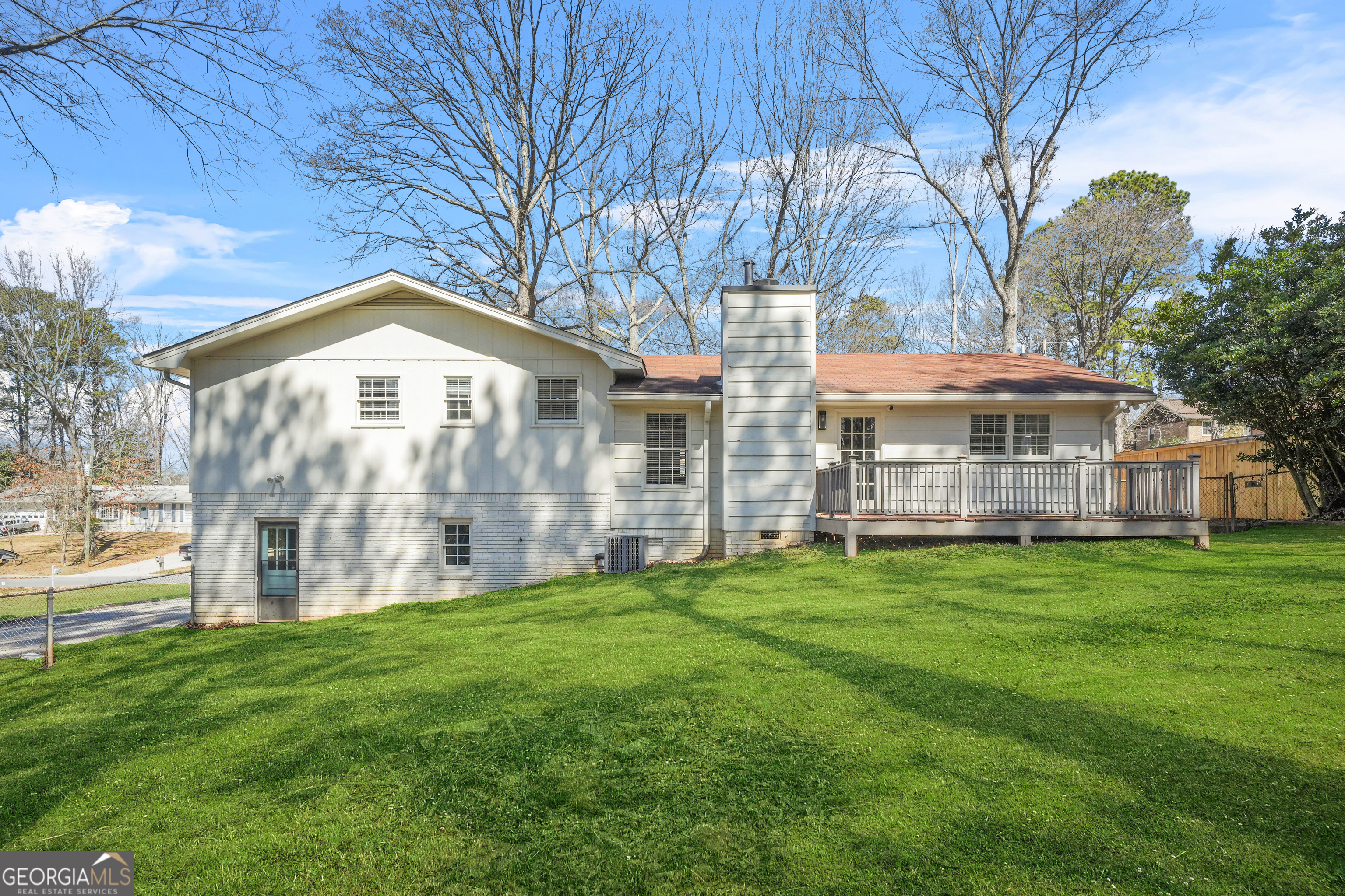 2511 Due West CIR NW