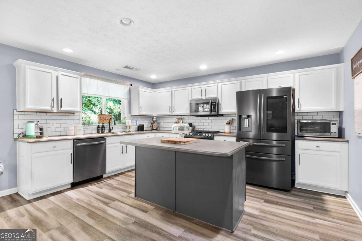 277 Cedar Bay CIR