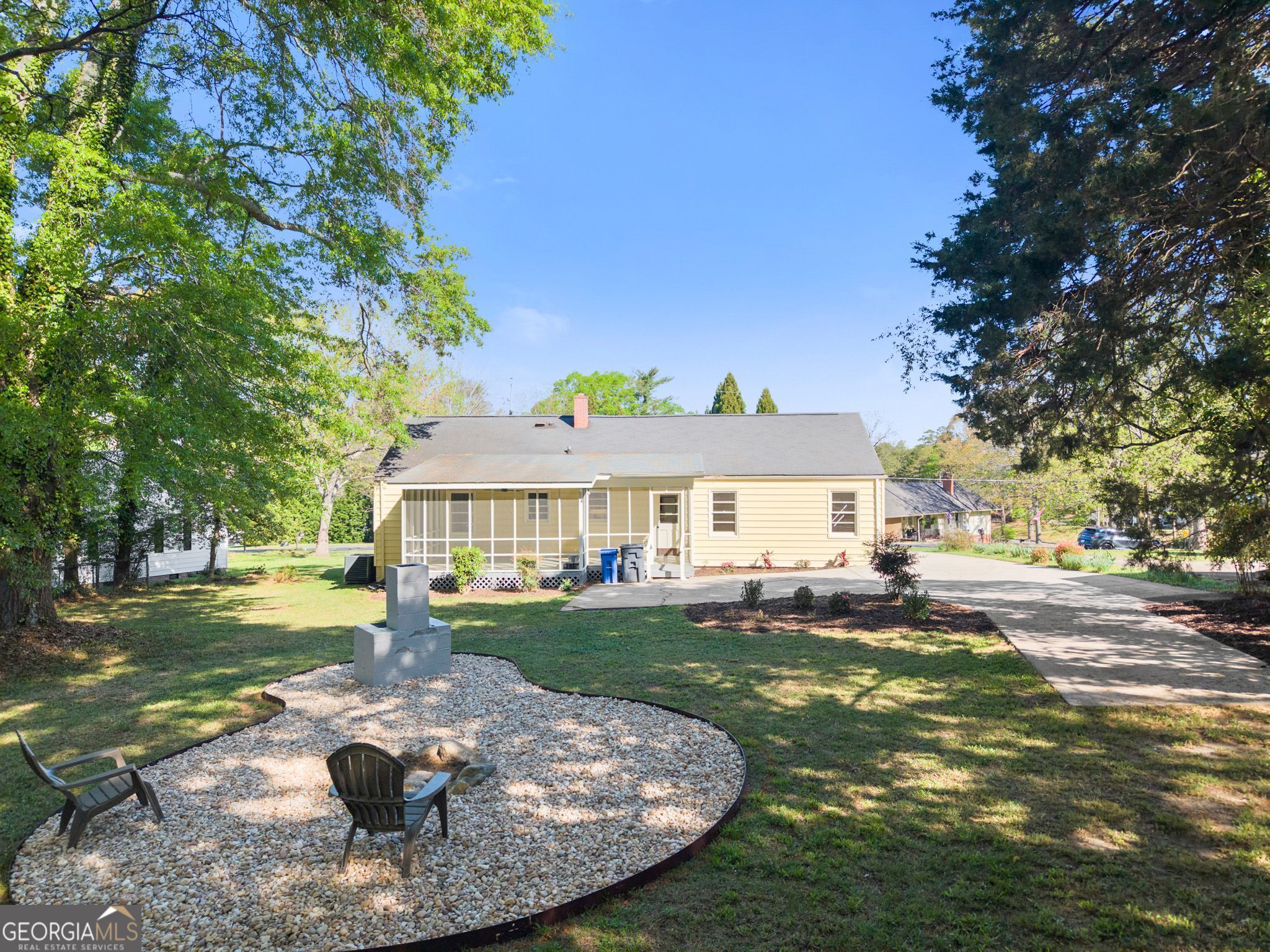 1317 NW North Enota AVE