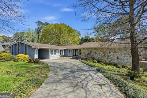 402 Emily DR SW Lilburn GA 30047