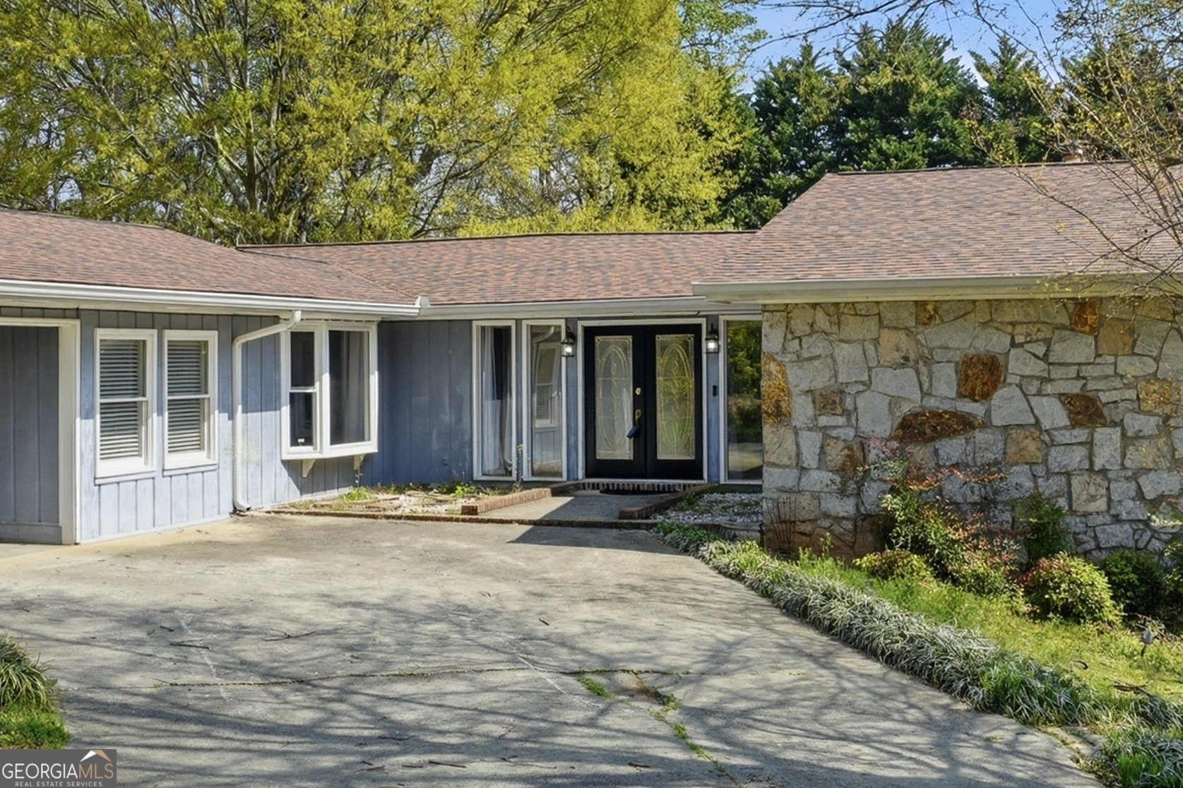 402 Emily DR SW