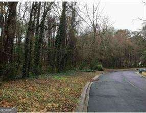 2115 LOGAN DR