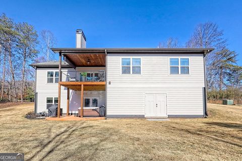 A home in Hiawassee