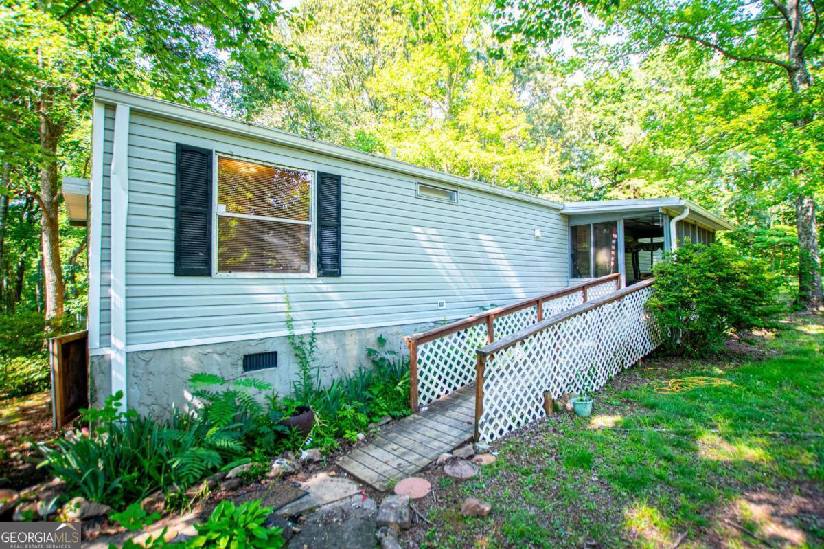 698 Goolsby RD