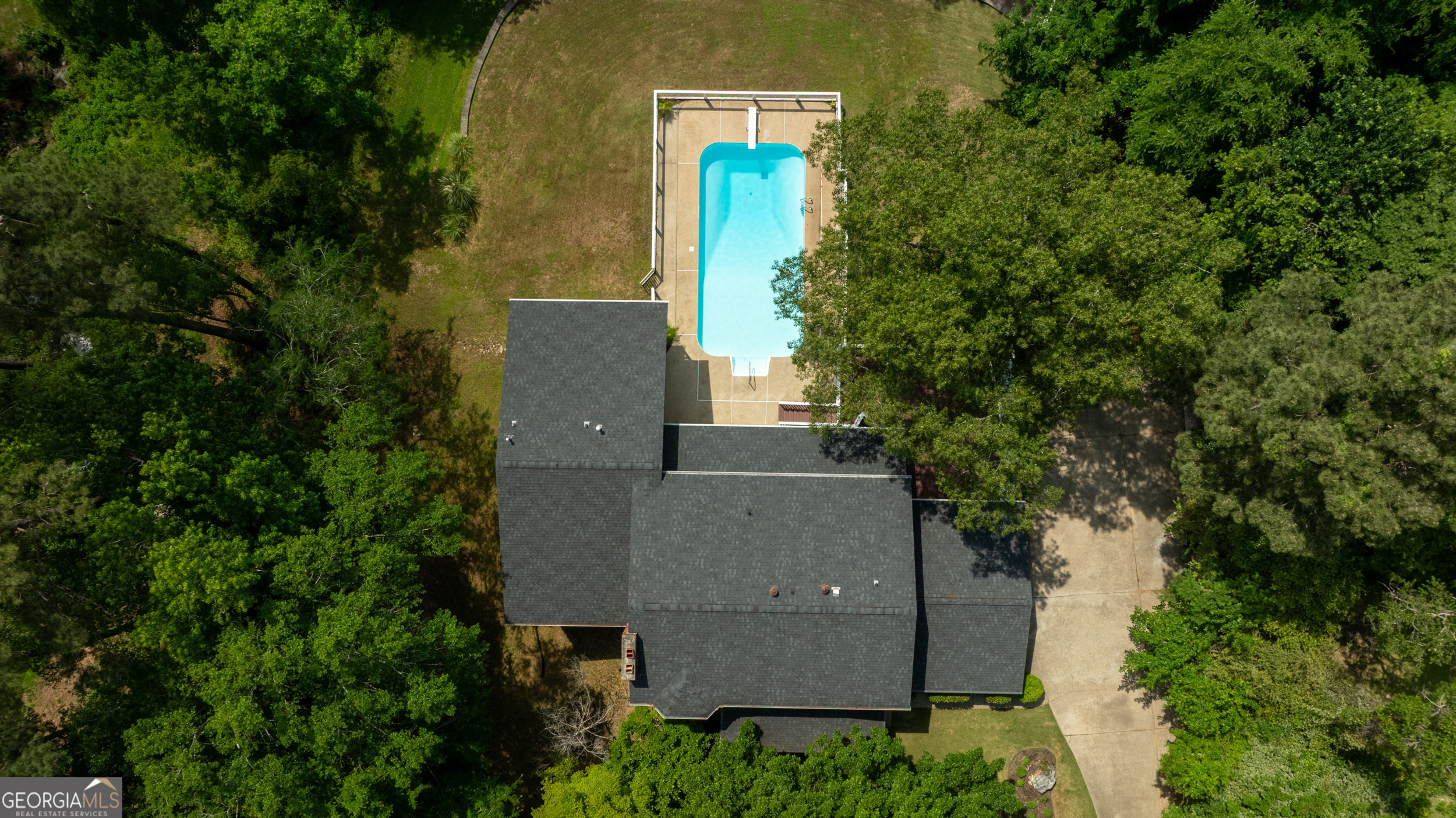 5905 Roaring Branch RD