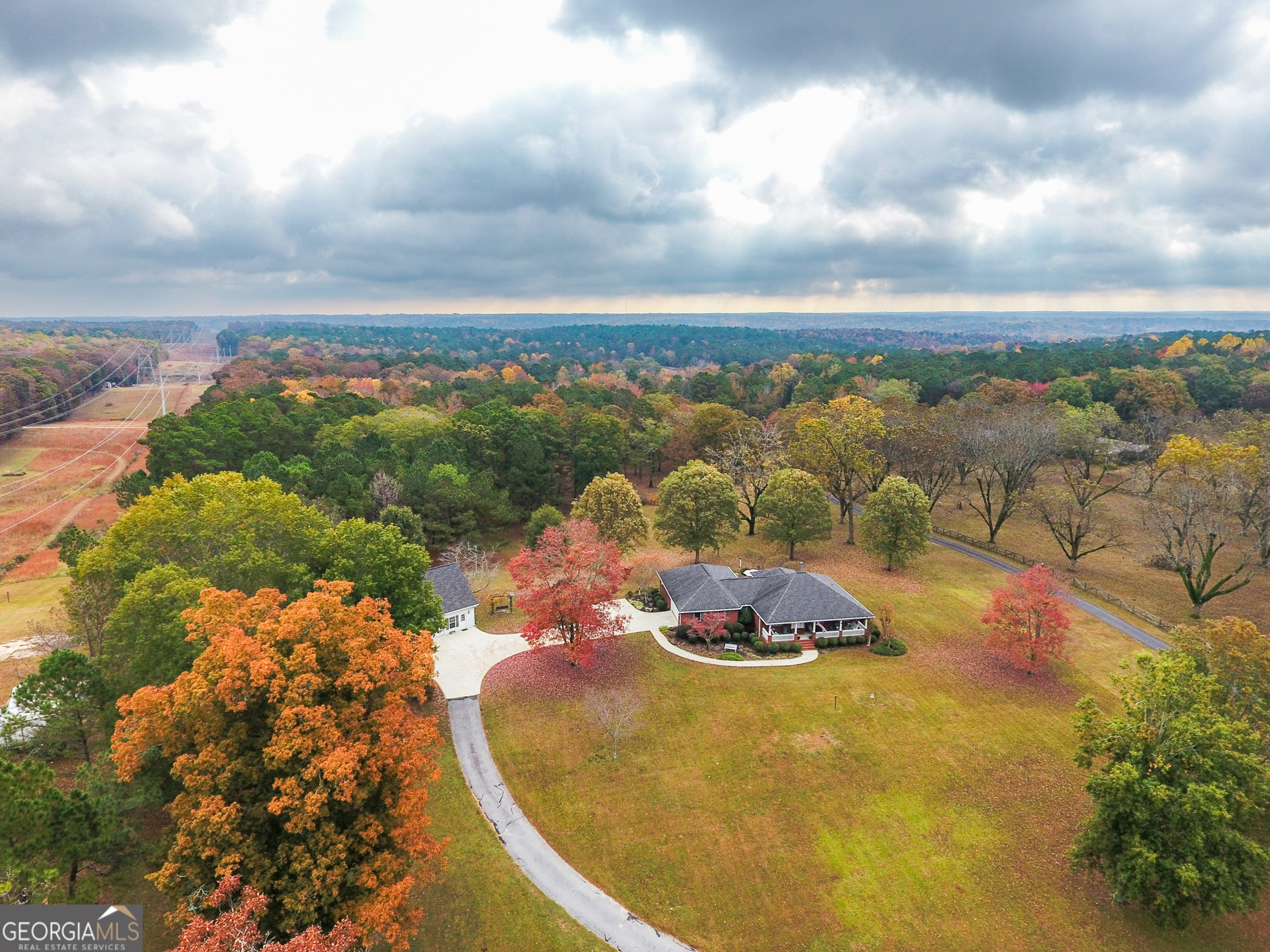 2117 W Grantville RD