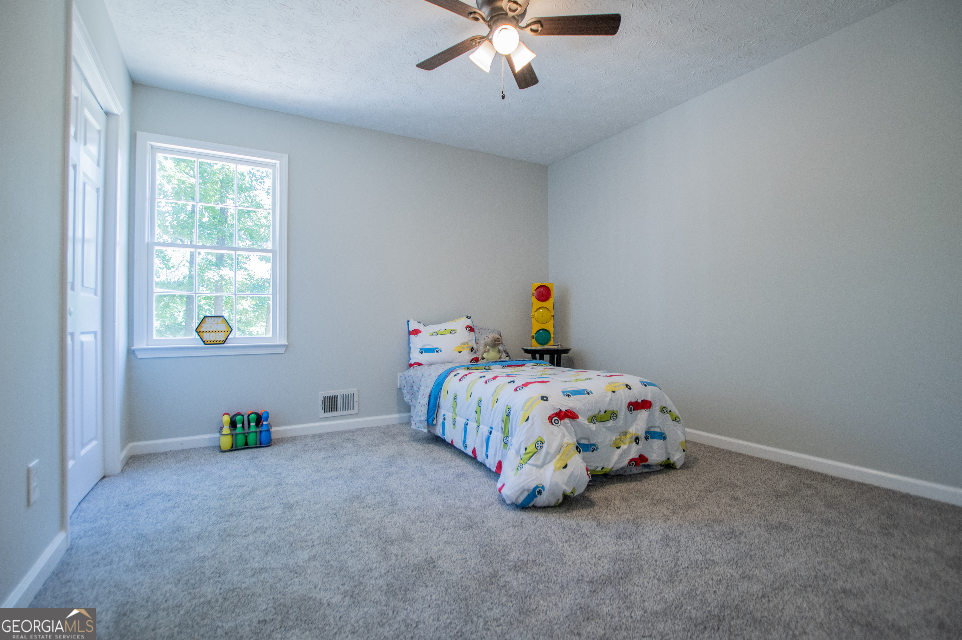 Photo 40 of 61 of 285 Powder Creek WAY house