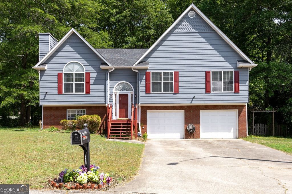 Photo of 3282 Eloise Drive, Powder Springs, GA 30127 (MLS # 10740755)