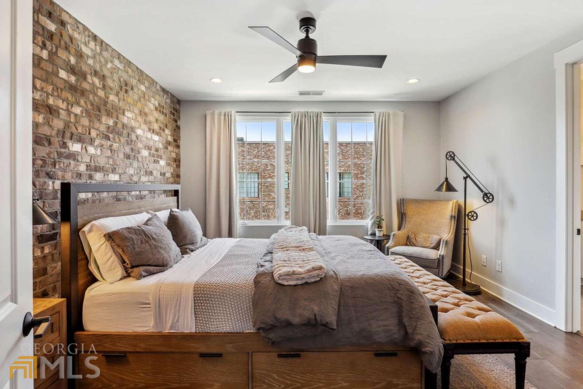Castleberry Station - Residential