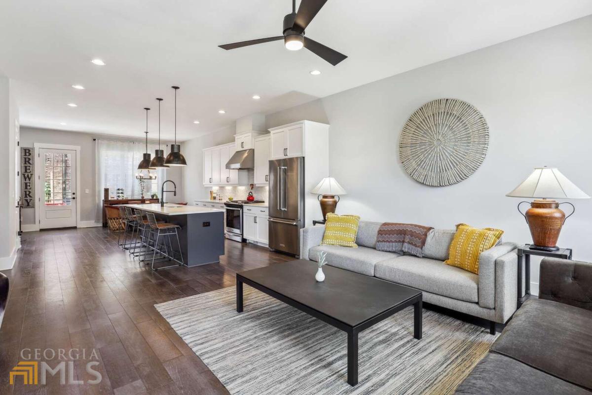 Castleberry Station - Residential