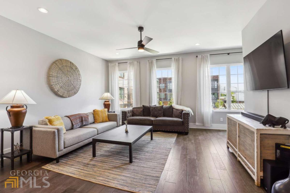 Castleberry Station - Residential