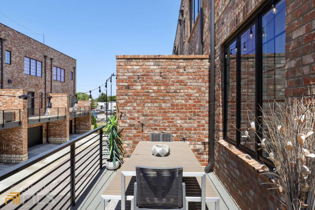 Castleberry Station - Residential
