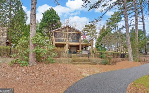 A home in Toccoa