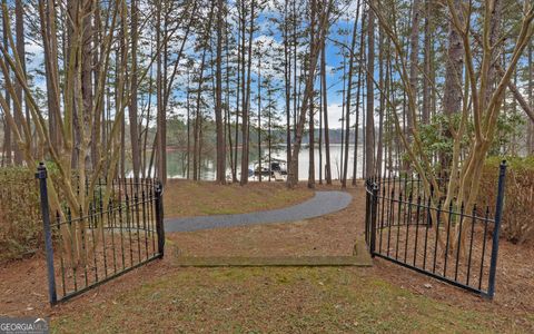 A home in Toccoa