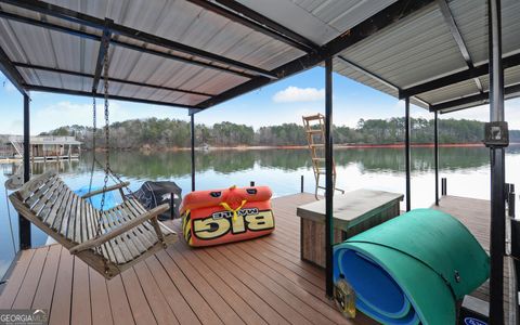 A home in Toccoa