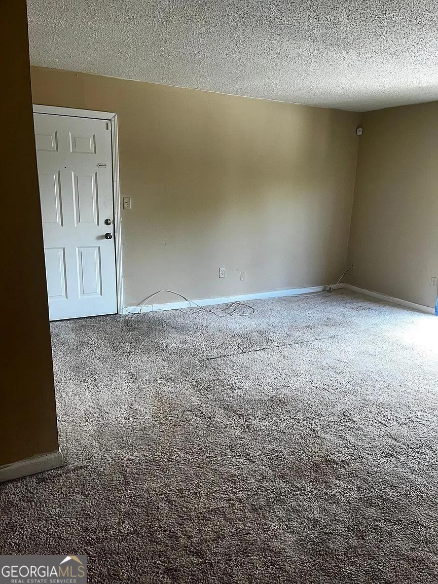 1505 Camelot DR