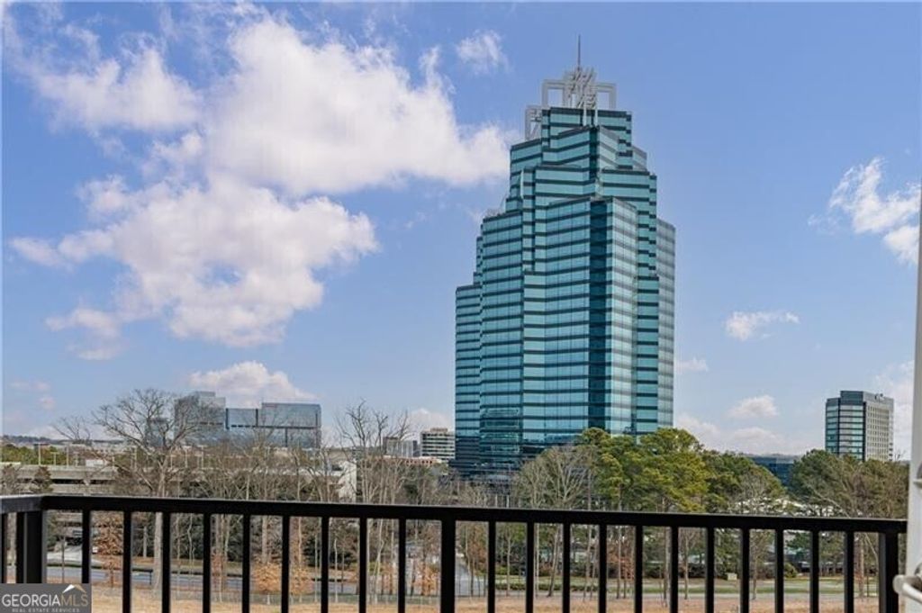 Photo of 799 Hammond Drive #423, Atlanta, GA 30328 (MLS # 10754471)