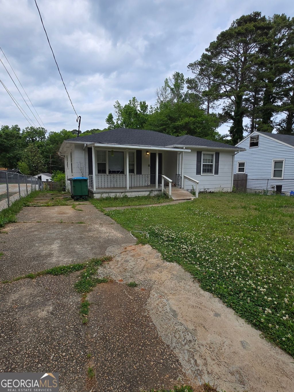 Photo of 491 Woodrow Avenue, Hapeville, GA 30354 (MLS # 10766513)
