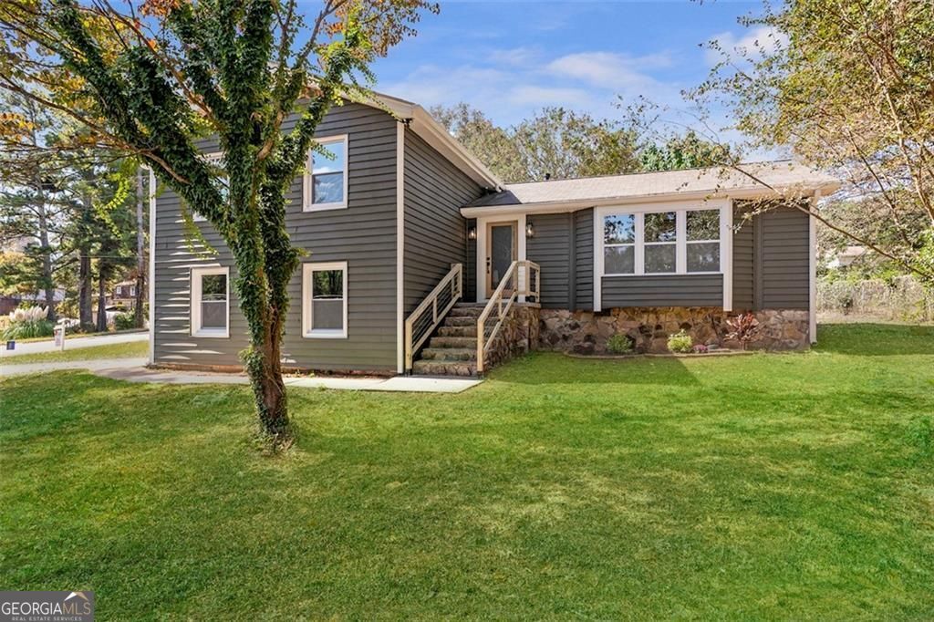 Photo of 414 Mephisto Circle, Lawrenceville, GA 30046 (MLS # 10760201)