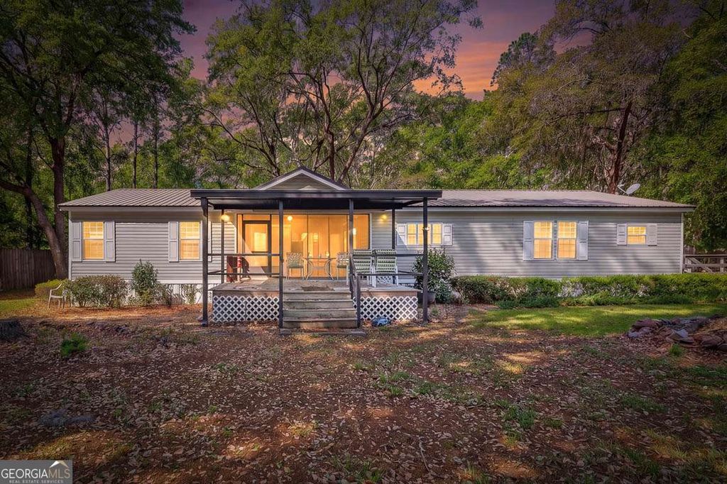 Photo of 149 Dorothy Circle, Waynesville, GA 31566 (MLS # 10729554)