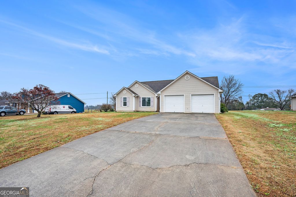 Photo of 917 Justin Drive, Winder, GA 30680 (MLS # 10655197)