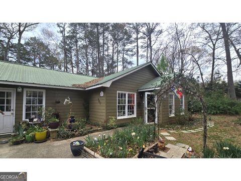379 Cross Creek CT Auburn GA 30011