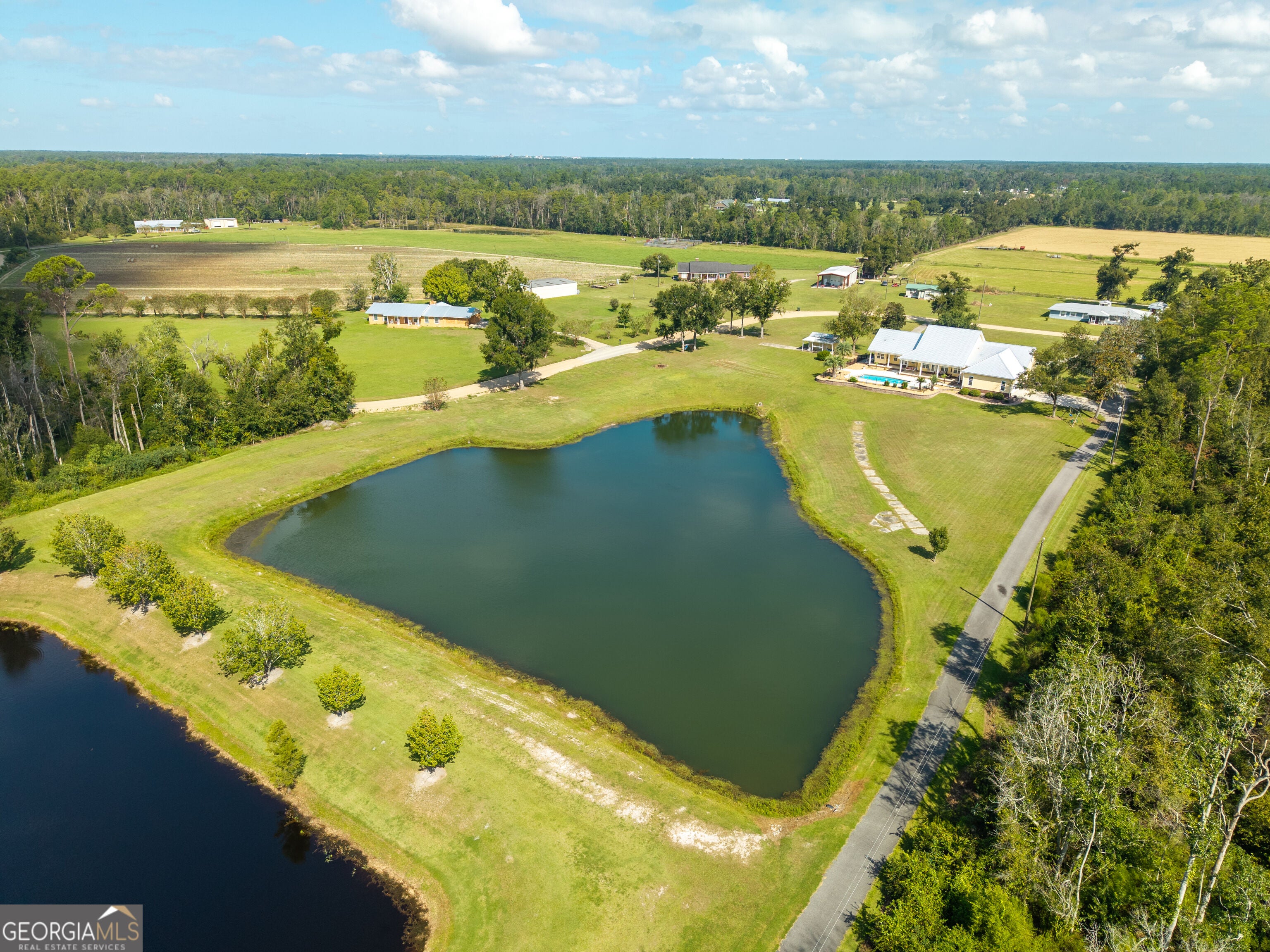 4221 Hickory Grove RD N