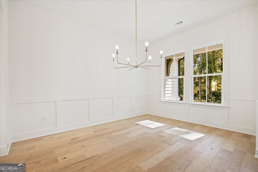 Gainesville, Georgia 30506, United States, 5 Bedrooms Bedrooms, ,5 BathroomsBathrooms,Residential,Active,249776