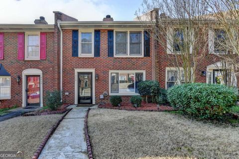 Photo of 6118 Queen Anne Court, Norcross, GA 30093 (MLS # 10622157)