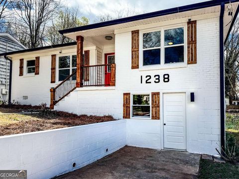 1238 WESTBORO DR SW Atlanta GA 30310