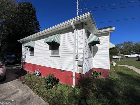 A home in Lagrange