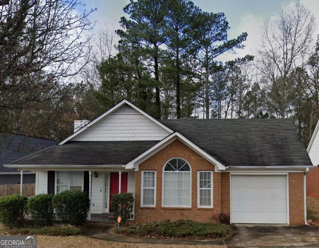 Photo of 131 Waterford Way, Griffin, GA 30223 (MLS # 10716836)
