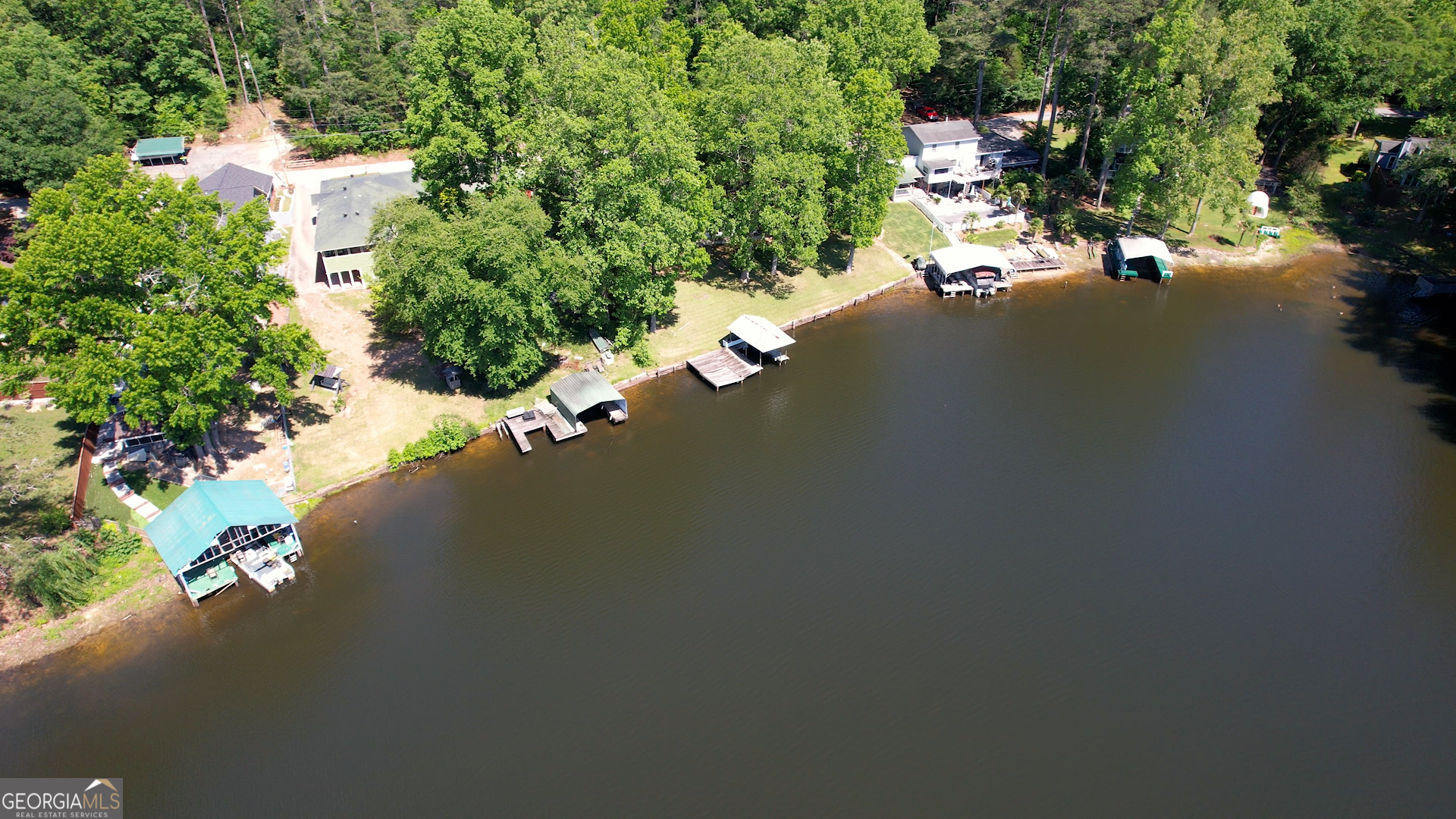 2286 NE E Lake DR