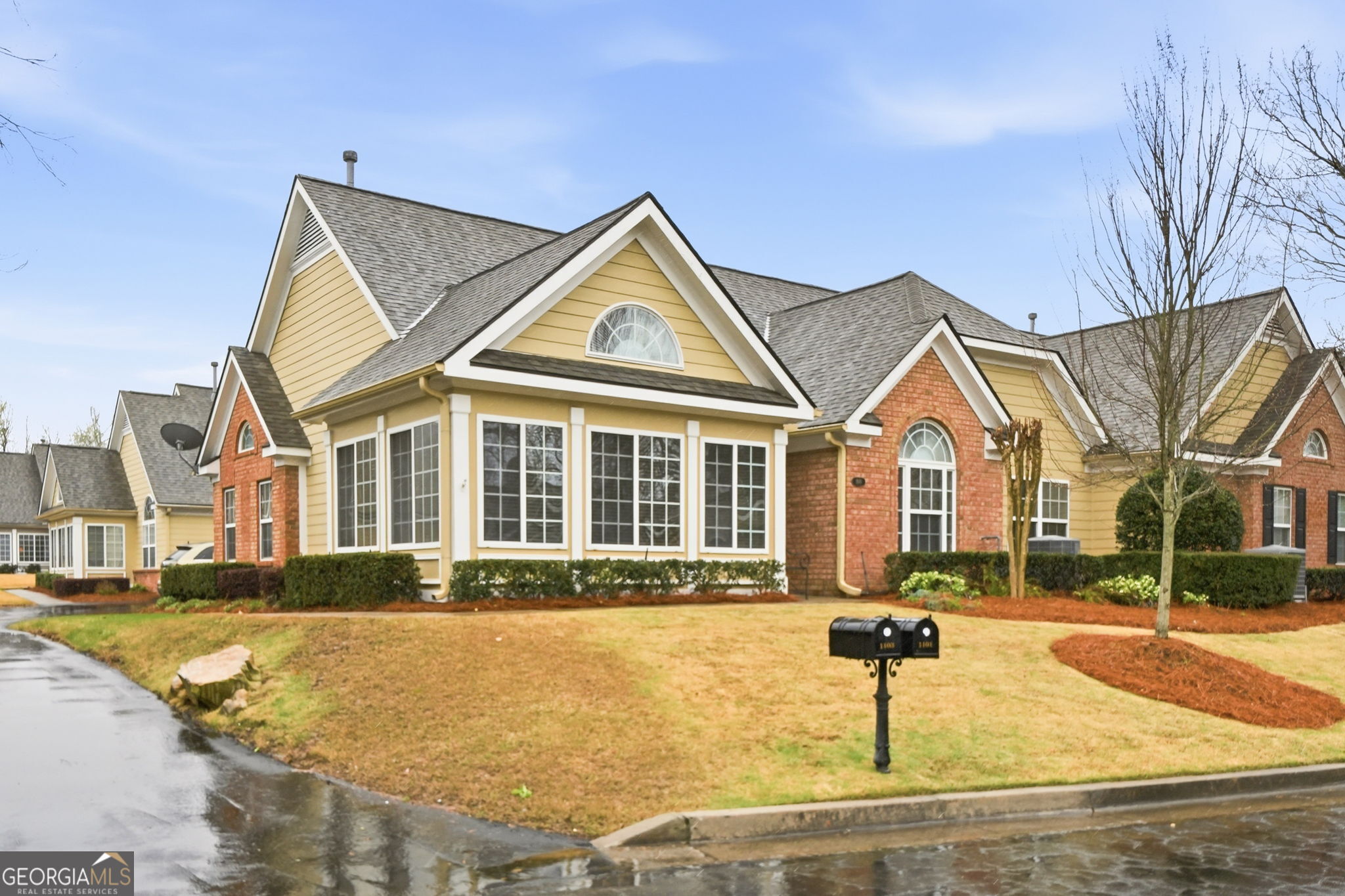 1101 Sweet Apple CIR