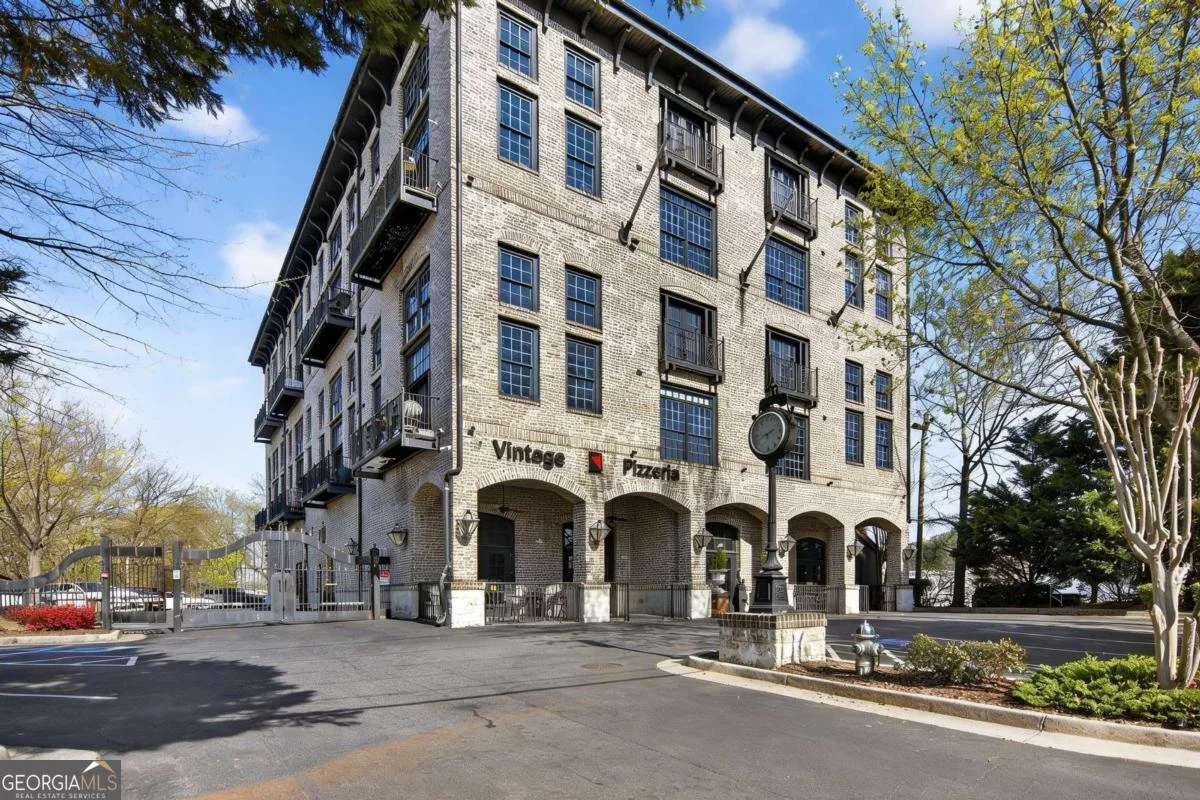 5434 Peachtree Road Unit 117