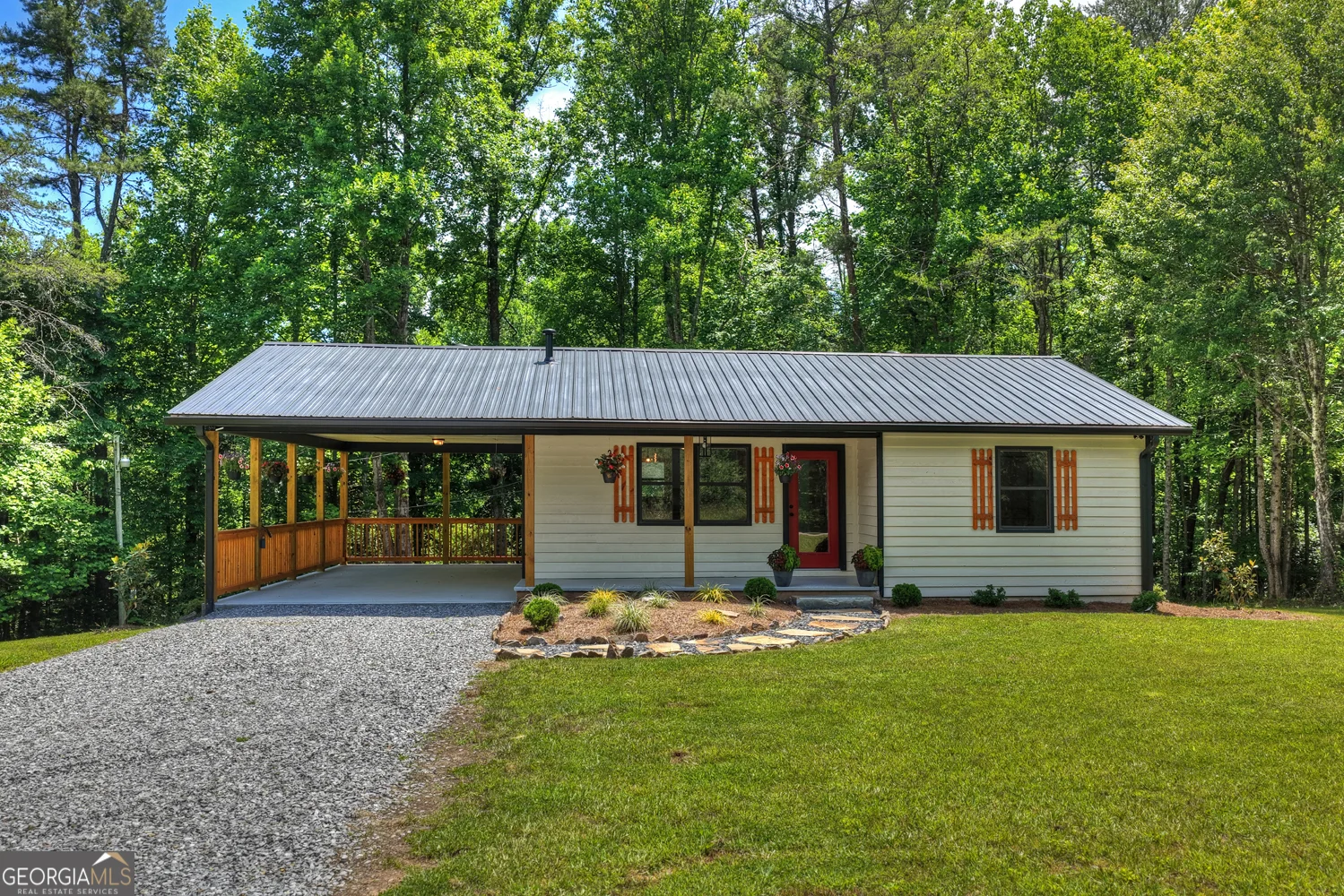 569 Number 20 Mine Road, Mccaysville, GA, 30555